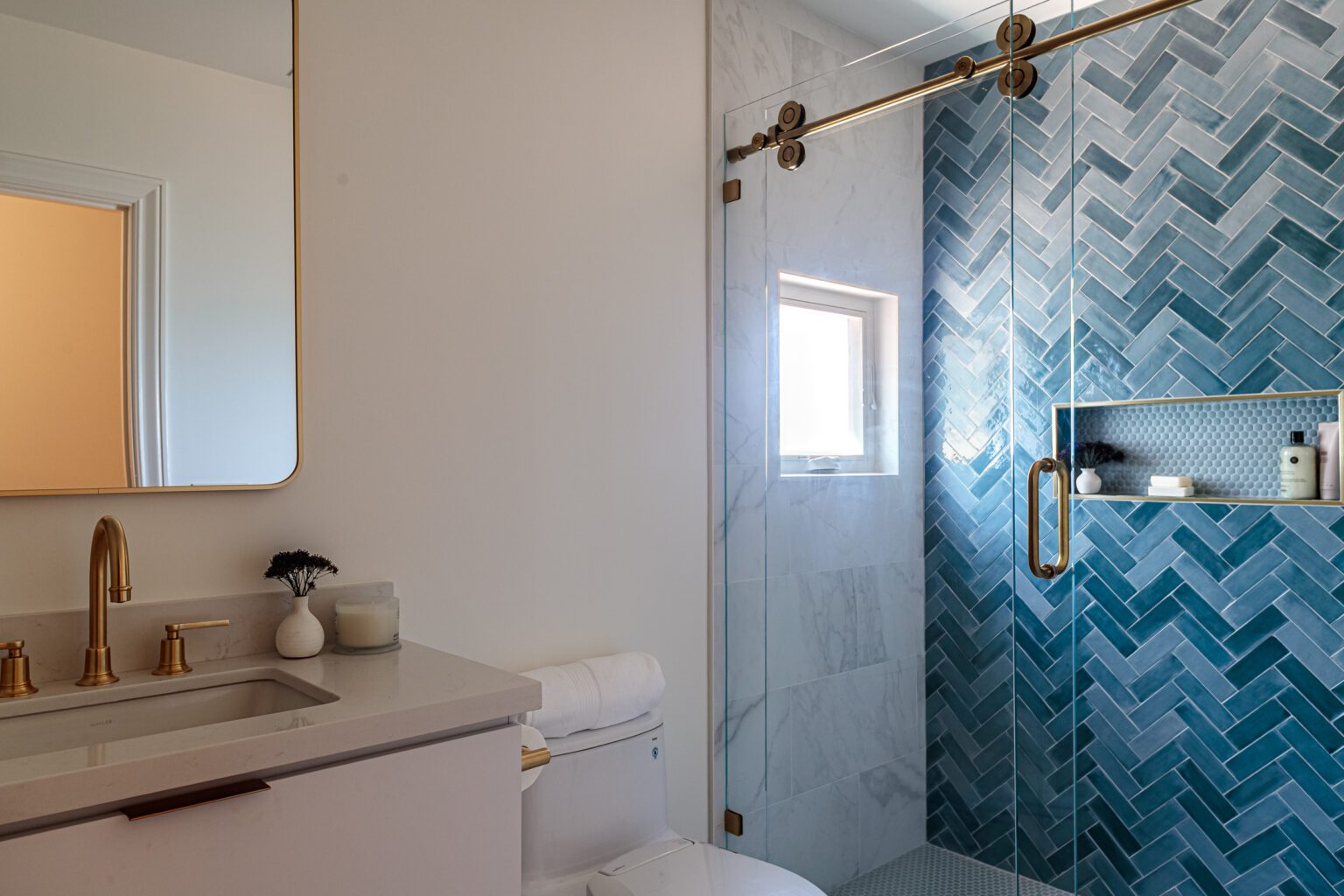 Best Bathroom Tile Ideas for Modern Homes inspiration. Kids bathroom remodel with herringbone tile wall